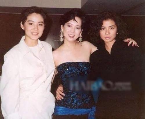 李安讚嘆林青霞「光芒蓋過所有人」　 劉德華稱「五人裡永遠第一個看到她」看完合照我信了