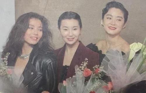 李安讚嘆林青霞「光芒蓋過所有人」　 劉德華稱「五人裡永遠第一個看到她」看完合照我信了