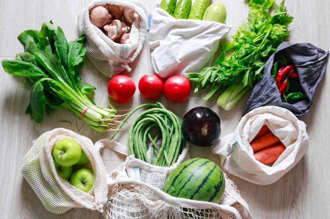 甘願放棄高薪！一對情侶「3年零收入、不消費」除了房租沒有支出　最後竟成功開店：零浪費生活