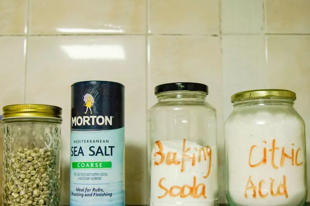 甘願放棄高薪！一對情侶「3年零收入、不消費」除了房租沒有支出　最後竟成功開店：零浪費生活