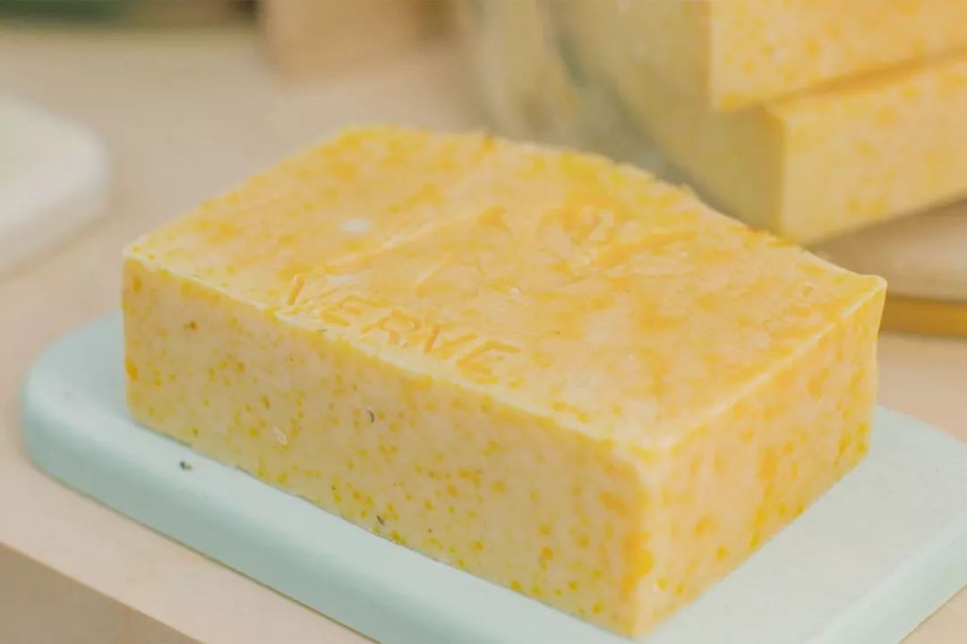 甘願放棄高薪！一對情侶「3年零收入、不消費」除了房租沒有支出　最後竟成功開店：零浪費生活