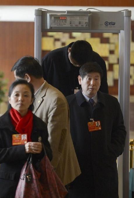 226公分的姚明又高又壯「生活中卻有七大困擾」！最後一個想到就頭痛