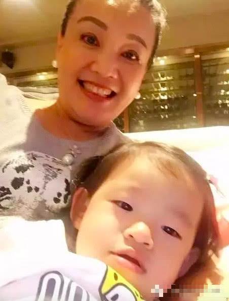 愛女成痴！汪小菲「偏愛小玥兒」捨不得放下　大S受不了：想跟女兒交換人生