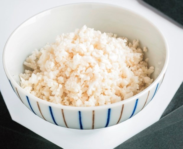 50歲大嬸靠吃「花椰菜飯」輕鬆鏟肉！兩個半月「減掉7.1公斤」簡單到網友搶著學