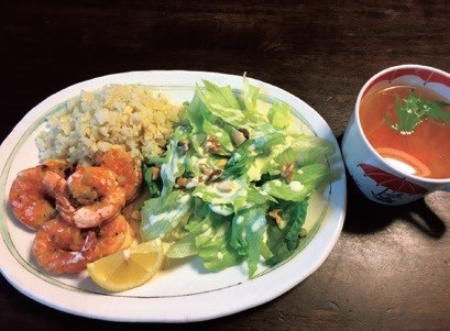 50歲大嬸靠吃「花椰菜飯」輕鬆鏟肉！兩個半月「減掉7.1公斤」簡單到網友搶著學