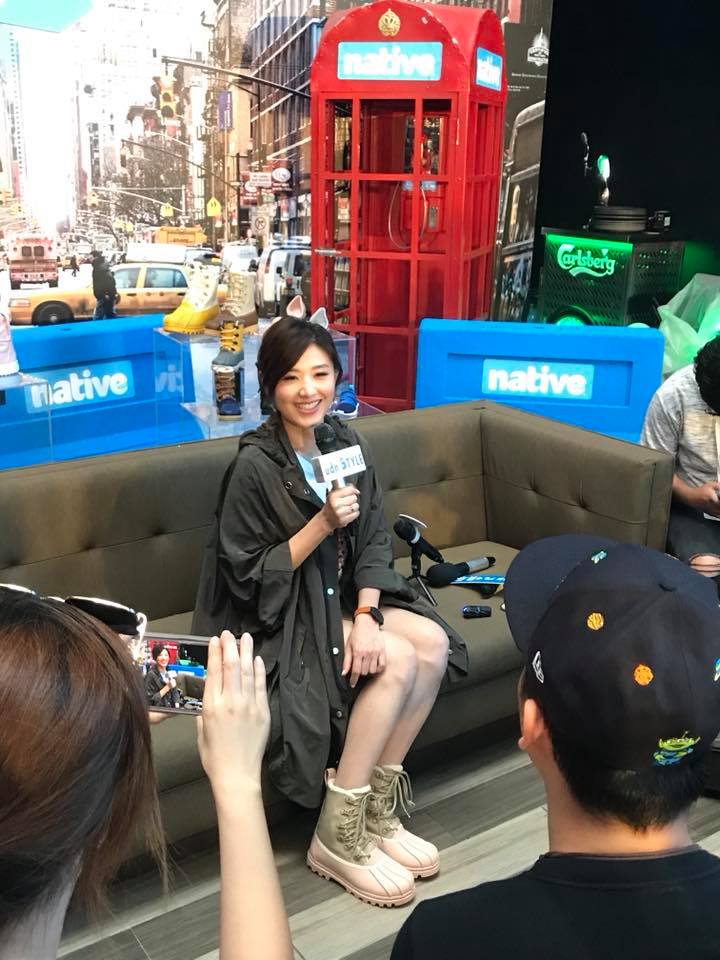 48歲蘇慧倫零崩壞！ 出道28年對比舊照網讚「不敗玉女」 甜曬「3歲兒合照」樂當全職媽媽