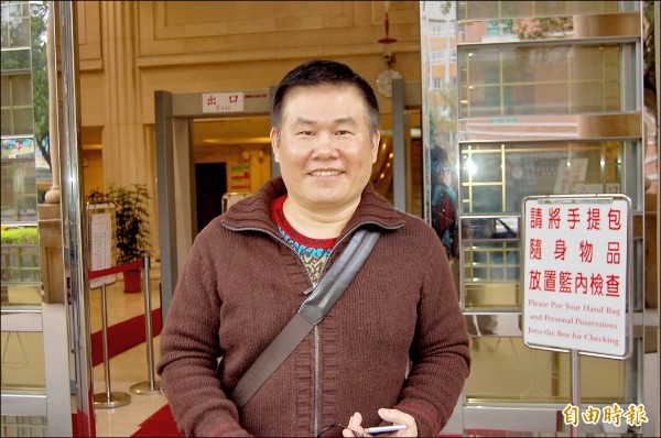 離婚3年仍喊寶貝！劉駿耀傳「送千萬房給前妻」當補償　她忍淚發文「我的心傷很重...」曝對話截圖