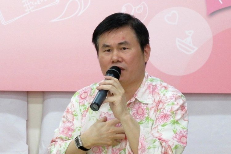 離婚3年仍喊寶貝！劉駿耀傳「送千萬房給前妻」當補償　她忍淚發文「我的心傷很重...」曝對話截圖