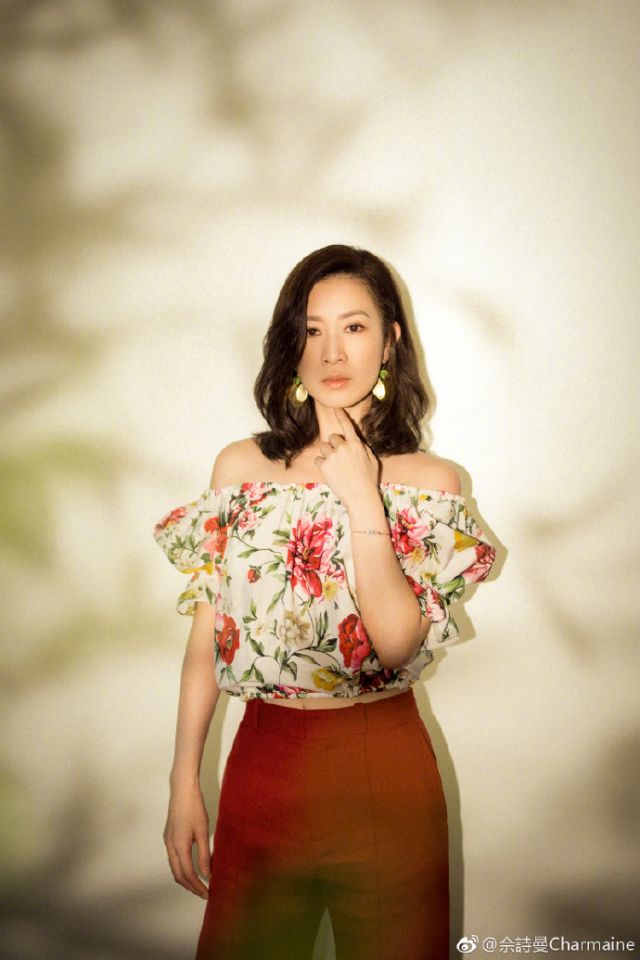 佘詩曼羞曝「兒時走光照」網友全被萌翻！五歲時父親離開…她成「爸爸」角色：我學不會脆弱