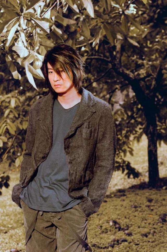 游鴻明因女兒再爆紅！ 19歲愛女「逆天顏值」美到驚艷網友　他從情歌王子變「國民岳父」