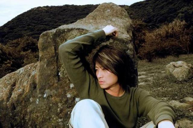 游鴻明因女兒再爆紅！ 19歲愛女「逆天顏值」美到驚艷網友　他從情歌王子變「國民岳父」