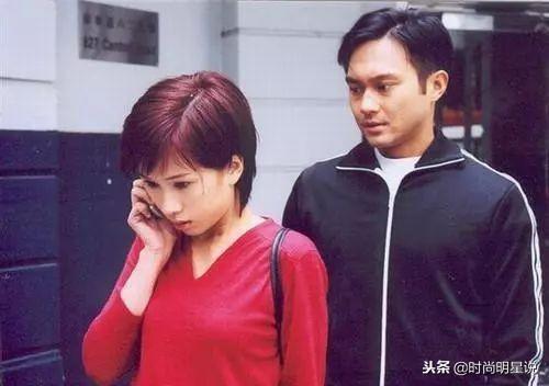 天生娃娃臉，嫁入豪門卻要靠佘詩曼救濟，42歲被老公寵成公主