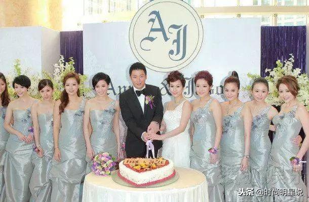 天生娃娃臉，嫁入豪門卻要靠佘詩曼救濟，42歲被老公寵成公主