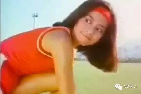 58歲鍾楚紅素顏照曝光,滿臉皺紋毫不在意,堅持不整容、不修圖:最美的女人,就是呈現最真實自己