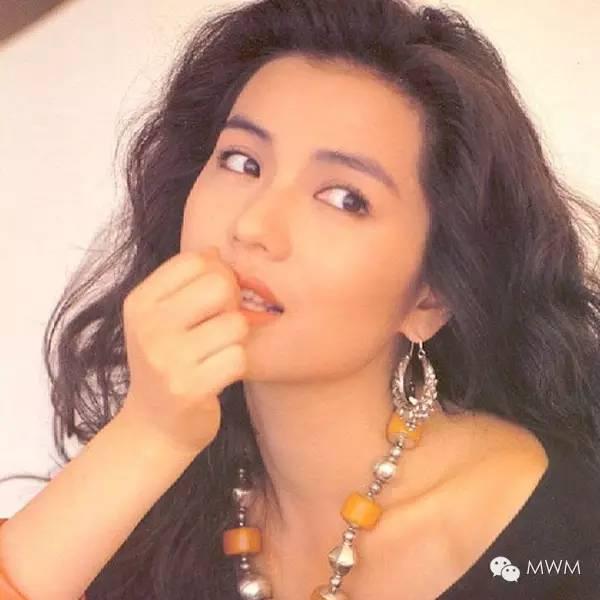 58歲鍾楚紅素顏照曝光,滿臉皺紋毫不在意,堅持不整容、不修圖:最美的女人,就是呈現最真實自己