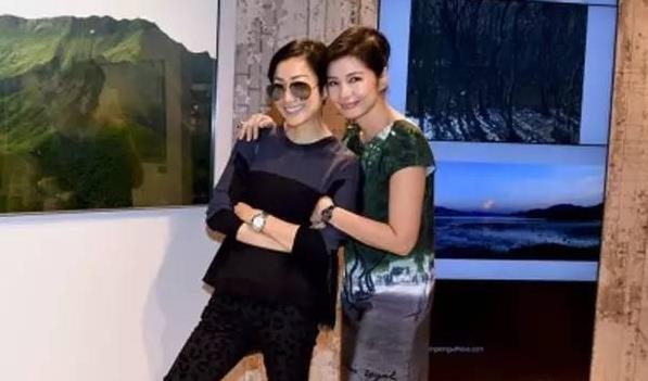 58歲鍾楚紅素顏照曝光,滿臉皺紋毫不在意,堅持不整容、不修圖:最美的女人,就是呈現最真實自己