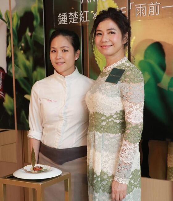 58歲鍾楚紅素顏照曝光,滿臉皺紋毫不在意,堅持不整容、不修圖:最美的女人,就是呈現最真實自己