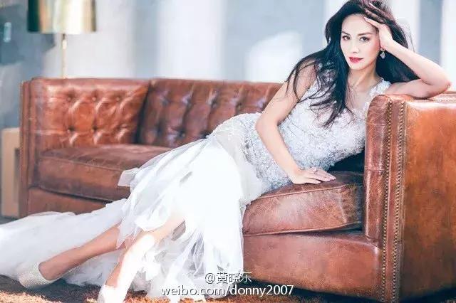 田麗：不能給我愛情「還來分我麵包」勇敢離婚2次的她「53歲依然美麗從容」享受單身生活