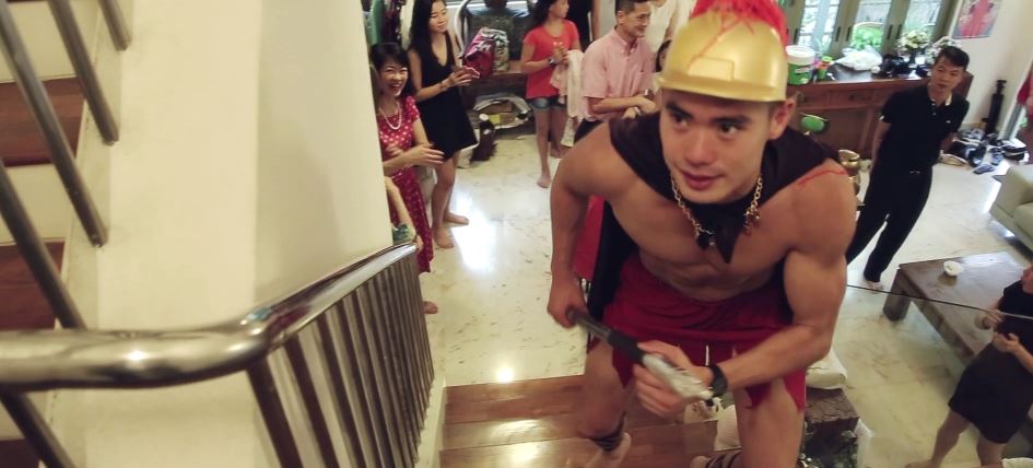 連伴娘都淪陷！新郎率領「300壯士伴郎團」迎娶新娘　養眼伴郎群「正面近照曝光」爆紅：每個都極品