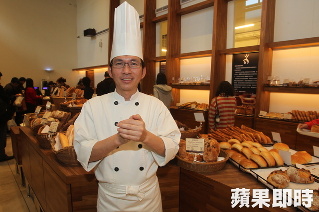 吳寶春低薪壓榨？19年員工站出來挺他「領26K很滿意」　網友肉搜「根本是大咖」：你真敢說