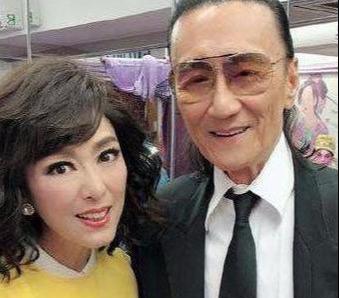 同父同母不同命！ 姐姐成「凍齡香港影后」 她卻17歲未婚生子  等不到對方離婚「仍不後悔」