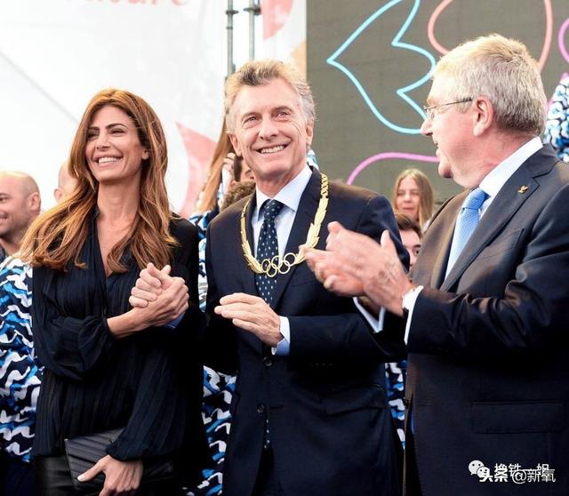 35歲的單親媽媽，健身房遇真愛，對方是國家總統，獨對她著迷：看完全身照明白了！