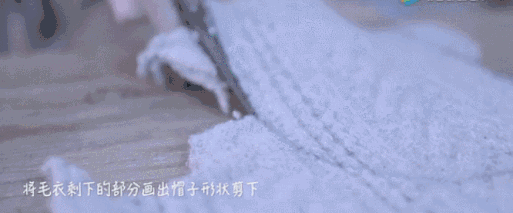 「不想穿的內搭褲、舊毛衣」不要扔了！她教你超級大改造！隨便一剪居然「變廢為寶」不學可惜
