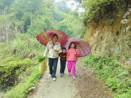 「久病床前無孝子，久窮家中無賢妻」有道理嗎？每人答案都不同 誰都「沒資格評斷」