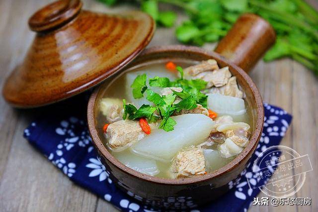 多喝蘿蔔湯皮膚好！白蘿蔔的5種燉法「熱熱乎乎的燉一鍋」天越冷吃著越舒服