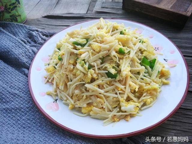 別再用韭菜炒雞蛋了，用它炒雞蛋，脆嫩爽口，好吃到停不下筷子