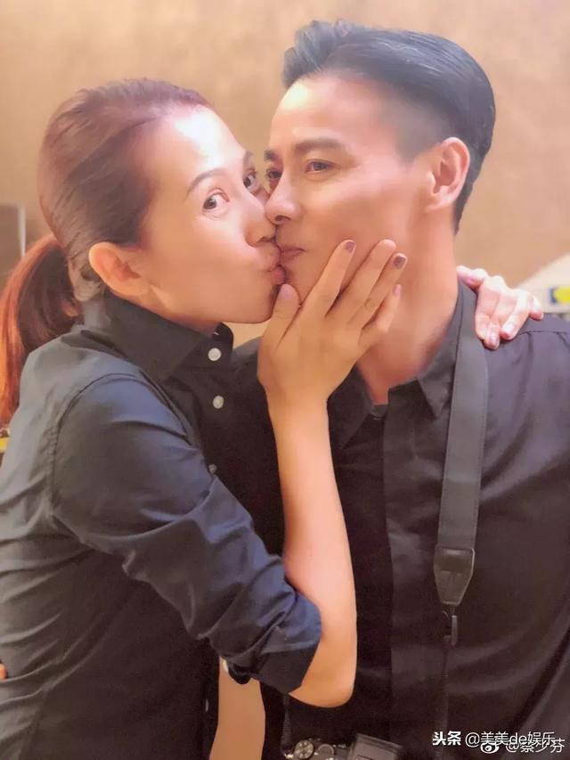不相信他們相愛14年了！她在當紅時發「戀情公開信」他遭虧小白臉：我是靠她，我幸福靠她