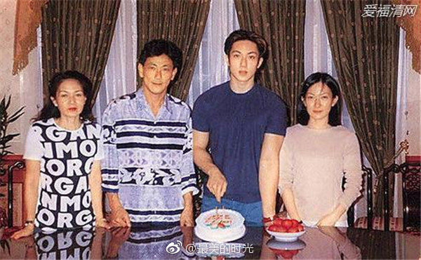 一生只愛一個人!吳尊父子都與初戀結婚 淚揭「媽離去16年心聲」四處求醫:聽天由命