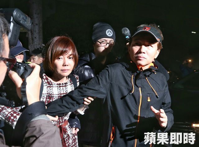 狄鶯代言醫美補錢坑「照片被無預警下架」 診所出面喊「我們是為了她好」曝光背後內幕