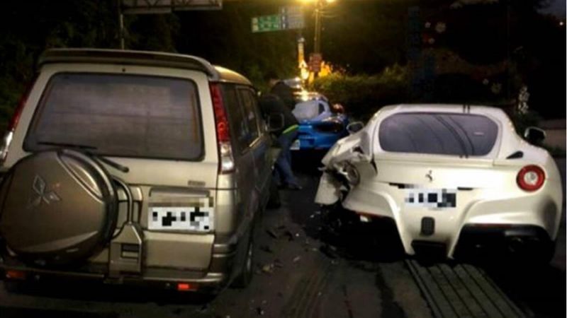 兼差養母!20歲孝子送貨「ㄟ到4台千萬法拉利」 崩潰賠不起「接到神秘人士來電」出手相救