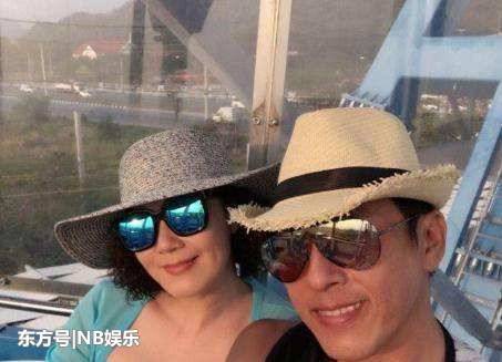 堅持不生孩子！她與丈夫相伴24年「仍甜如初戀」  58歲「為抗老不吃肉」活得如20歲少女