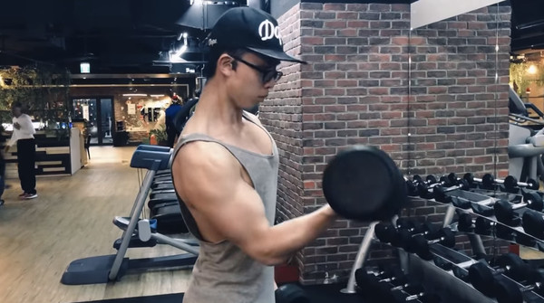 去衰運!孫安佐傳元旦「爸媽幫開趴」找大咖好友撐場 王彩樺聽到後臉色忽然變了