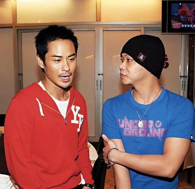 曾是「周星馳御用龍套」！沉潛兩年後成「演藝圈招牌綠葉」婚禮陣容眾星雲集