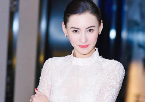 秘密復婚？張柏芝第三胎「孩子的爸」疑不是富商　微博瘋傳「精主是謝霆鋒」兩人都回應了