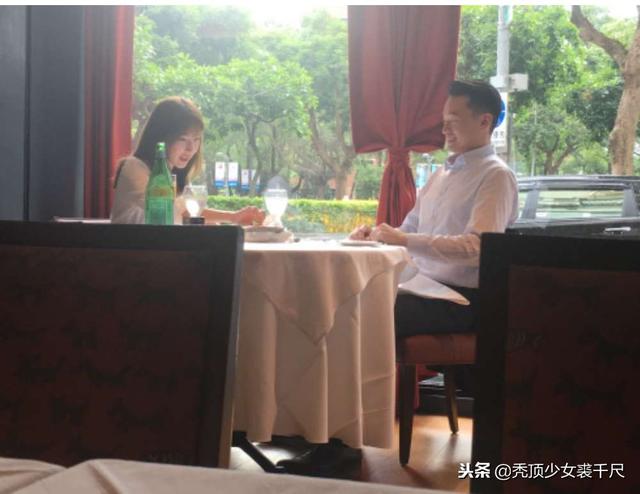 楊謹華結婚了！甜蜜同框「交往2年石油富商」喜曬鑽戒　「我好喜歡小孩」嚮往人妻生活