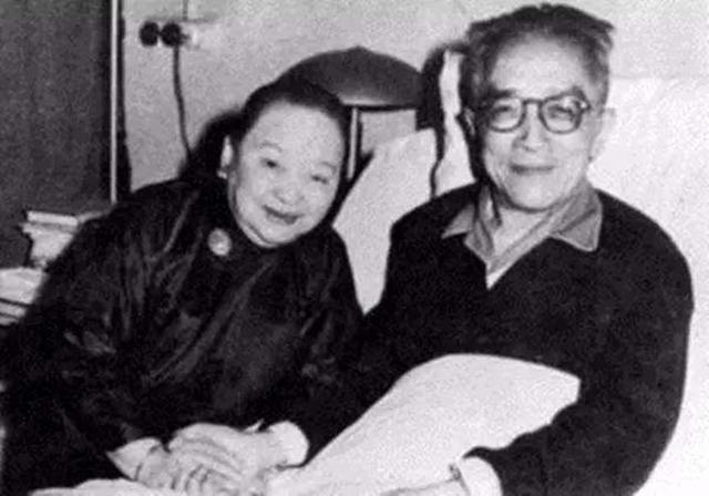 「與丈夫相愛6年懷有一子」卻敵不過27歲少女!毅然決然離開:永不相見