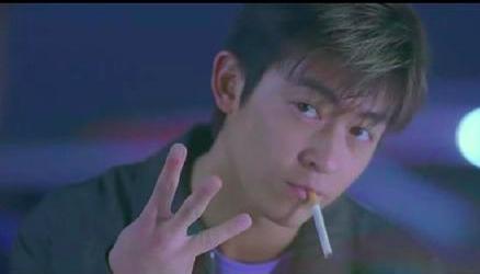 阮經天 梁朝偉18歲，古天樂 林志穎18歲，鍾漢良18歲，都比不過他的18歲