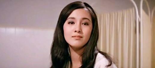 27歲嫁入豪門卻換來「43年婚外情」!如今苦盡甘來「繼承百億遺產」成為人生贏家