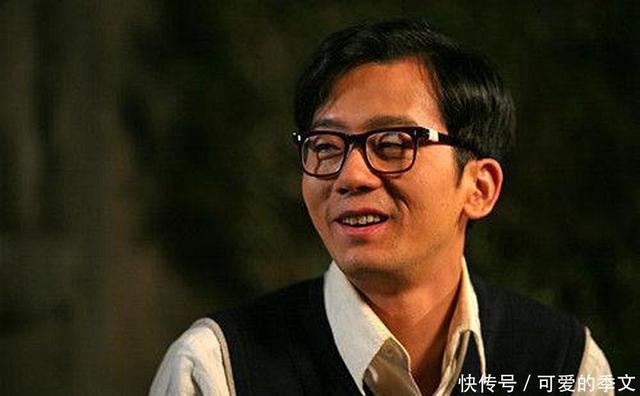 長得醜被導演安排去「演狗」！靠實力站穩腳跟「成為影帝」  如今44歲網友大讚：不老的人中之神