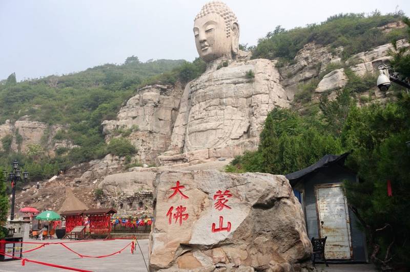 世界上最早的石刻大佛：武則天為它披袈裟，神秘消失600年後再現人間！