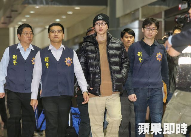 連好友都在消費她！狄鶯很心寒傳「決定退出演藝圈」　她為兒全面噤聲「下半輩子」打算這麼做