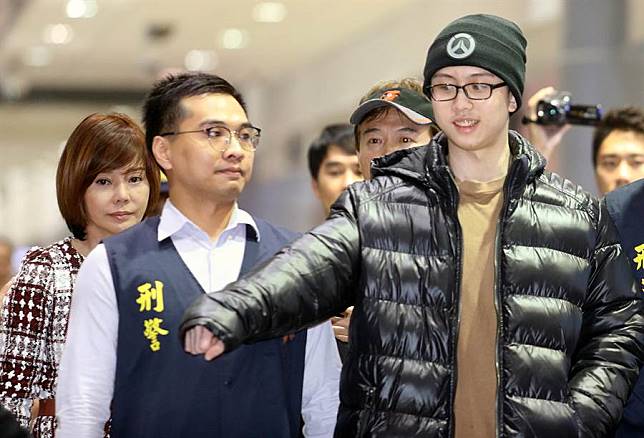 連好友都在消費她！狄鶯很心寒傳「決定退出演藝圈」　她為兒全面噤聲「下半輩子」打算這麼做