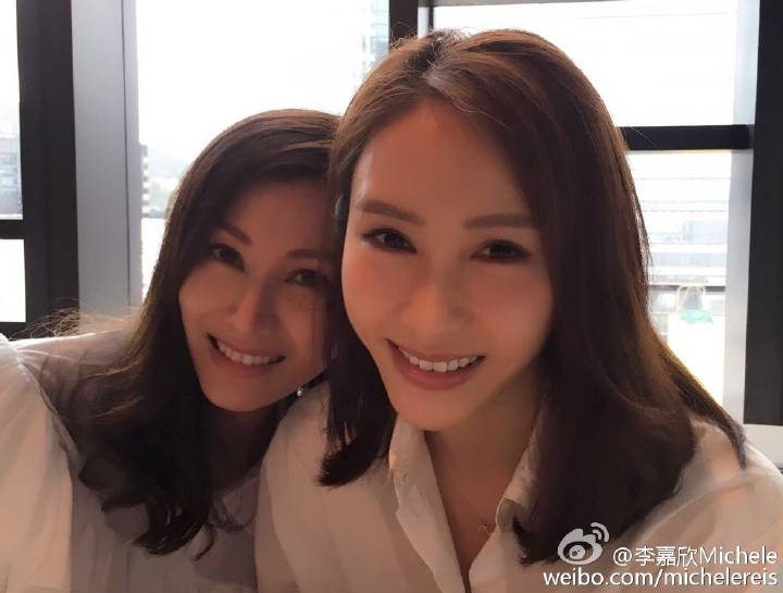 46歲黎姿當紅為愛息影「10年容顏未變」　每日堅持200下仰臥起坐：女人別怕老