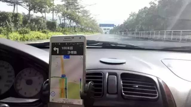 原來家裡不用的「舊手機」很值錢！最好別丟  七個新用途學起來「開車不迷路」