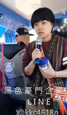 全程用背的！原住民妹妹「用破台語賣名產」：鬼很多才可以降價　整車人笑翻「錢馬上掏出來」  