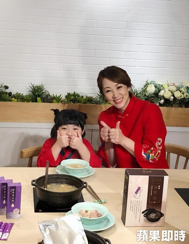 10歲兒錢哪裡來？ 郁方被「請到學校關切」 公婆擔心「孫子走偏」得知真相笑歪：跟老公好像